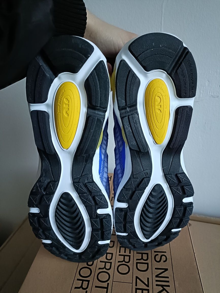 Nike Air Max TW номер 41,42
