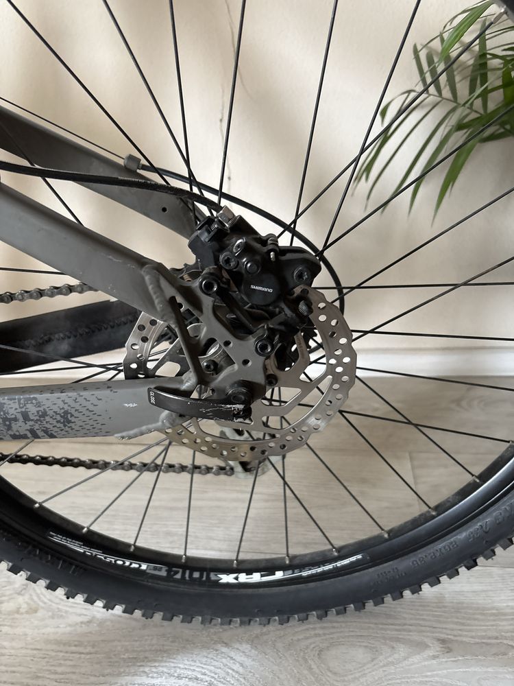 Продавам Cross dexter 26 цола