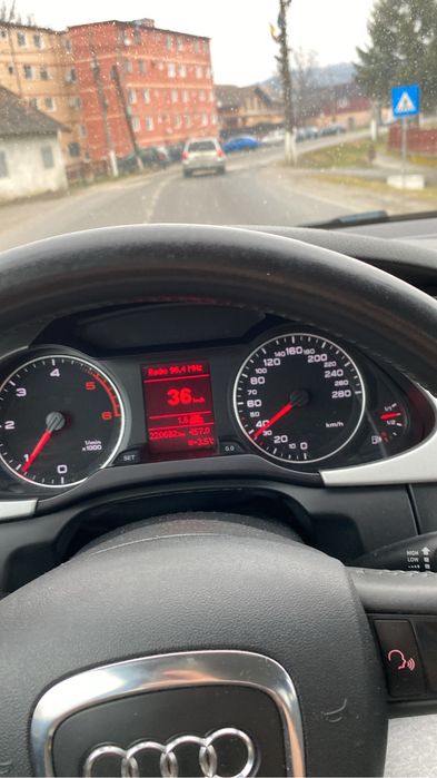 Audi a4 b8, motor 2.0 D, 143 cai ,singurul proprietar