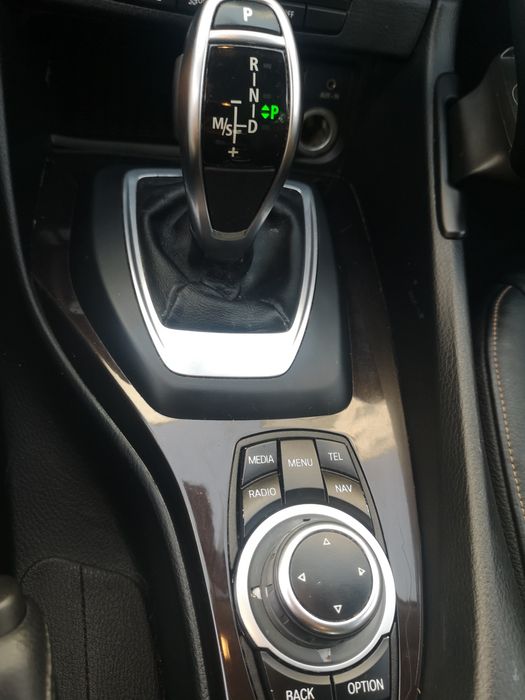 Vând BMW x1 xDraiv 4x4 20i automat xenon euro6