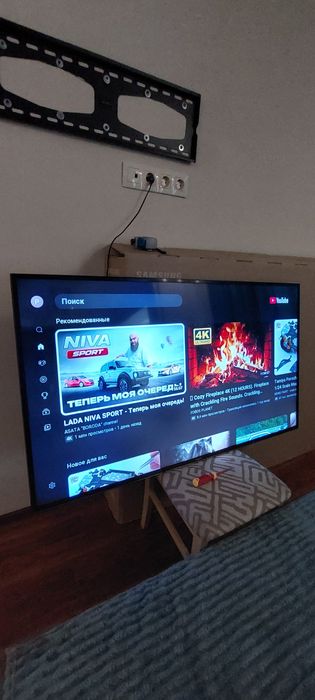 Телевизор Samsung 140см