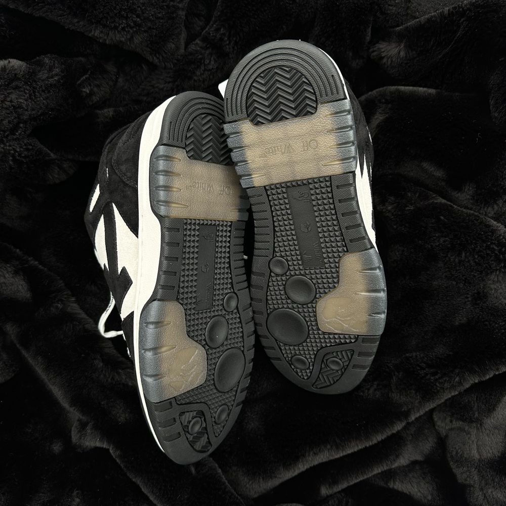 Off-White Out Of Office Cow Suede Black White Alb negru- 100% original