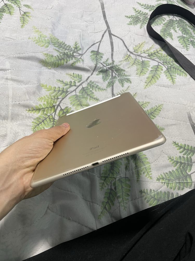 Ipad air 2 16Gb 90% hamma joyi oziniki