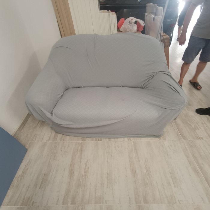 Двоен диван с подлакътници