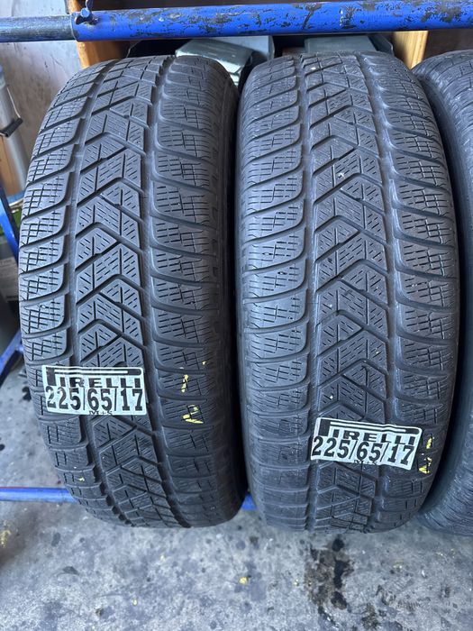 225/65/17 Pirelli M+S