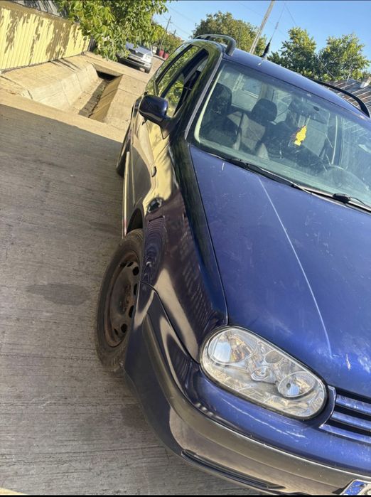 Vând VW Golf IV