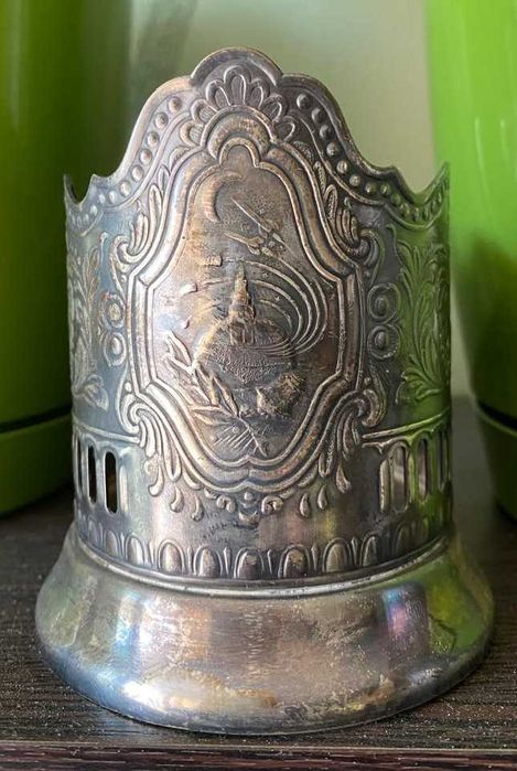 Продам подстаканник "Космос"