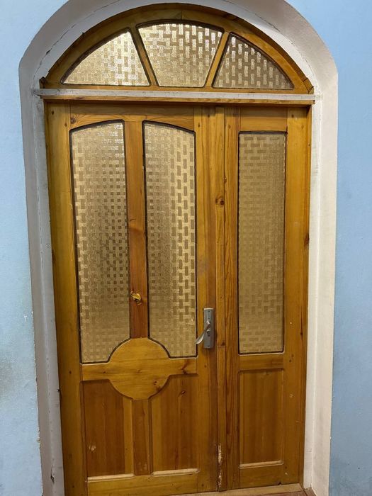 Eshik derazalar sotiladi holati zor