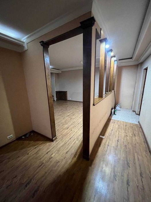 Чиланзар-23 3/7/9, балкон 2х6, 71м2