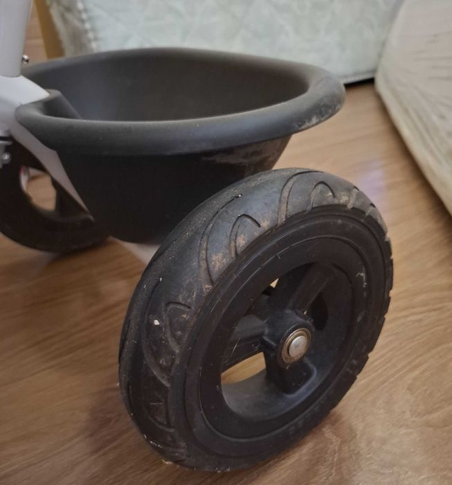 Tricicleta pentru transport / plimbare copii mici