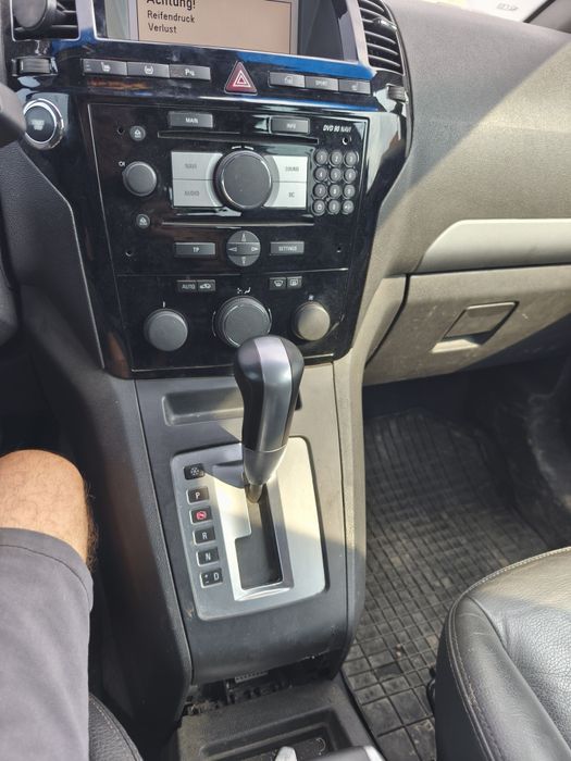 Opel zafira B 2011