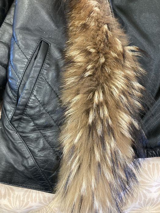 Яке с естествена яка