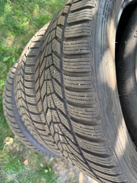 Cauciucuri iarna ca noi Hankook 255/45/R20 105V utilizate 1 sezon