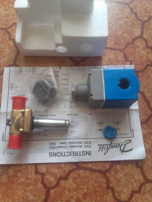 Продавам електромагнитен вентил с бобина марка -DANFOSS