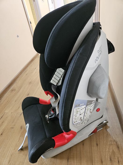 Столче за кола с изофикс Britax Romer