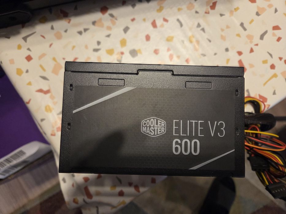 Cooler Master Elite V3 600W