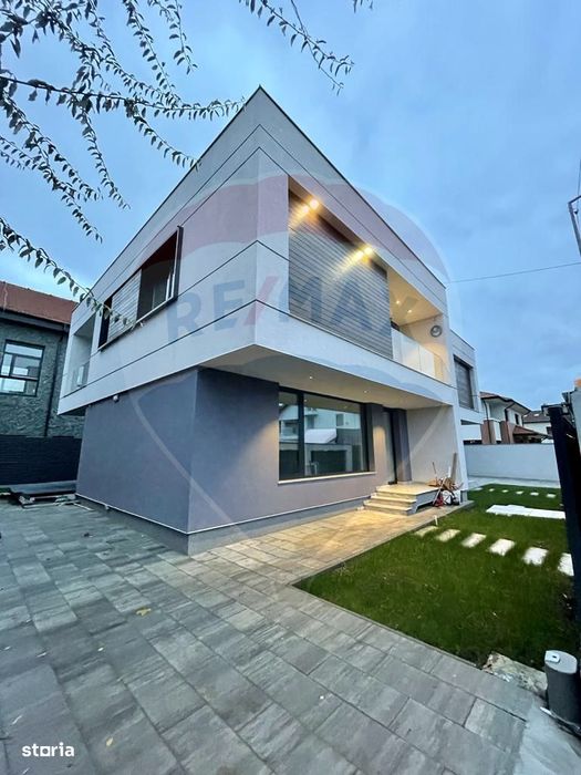 Casă / Vilă lux cu 4 camere de închiriat în Pipera