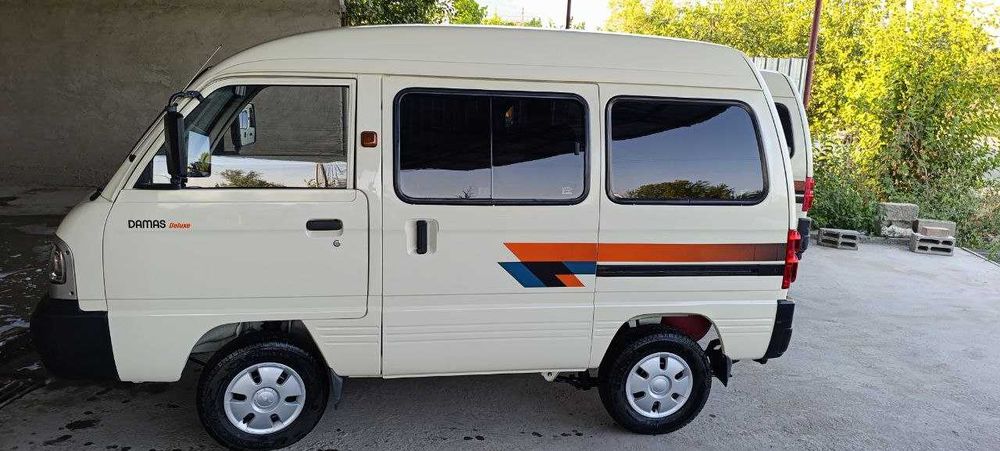 Dama2016 yil. Oldinida kraskasi bor 120 ming yurgan narxi 60 mln