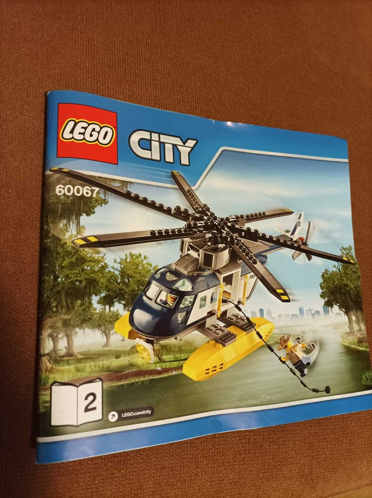 LEGO City Swamp Police Helicopter Pursuit (set 60067 - an 2015)