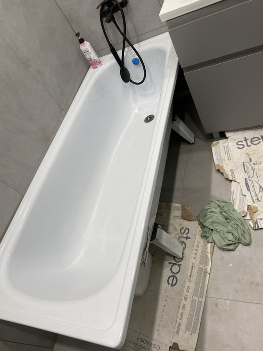 Продам б/у Ванну в хорошем состояний.