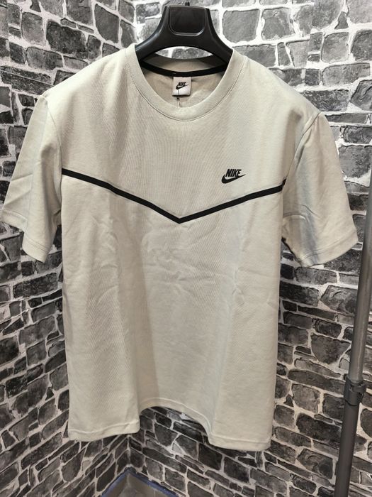 Nike тениска НАМАЛЕНА