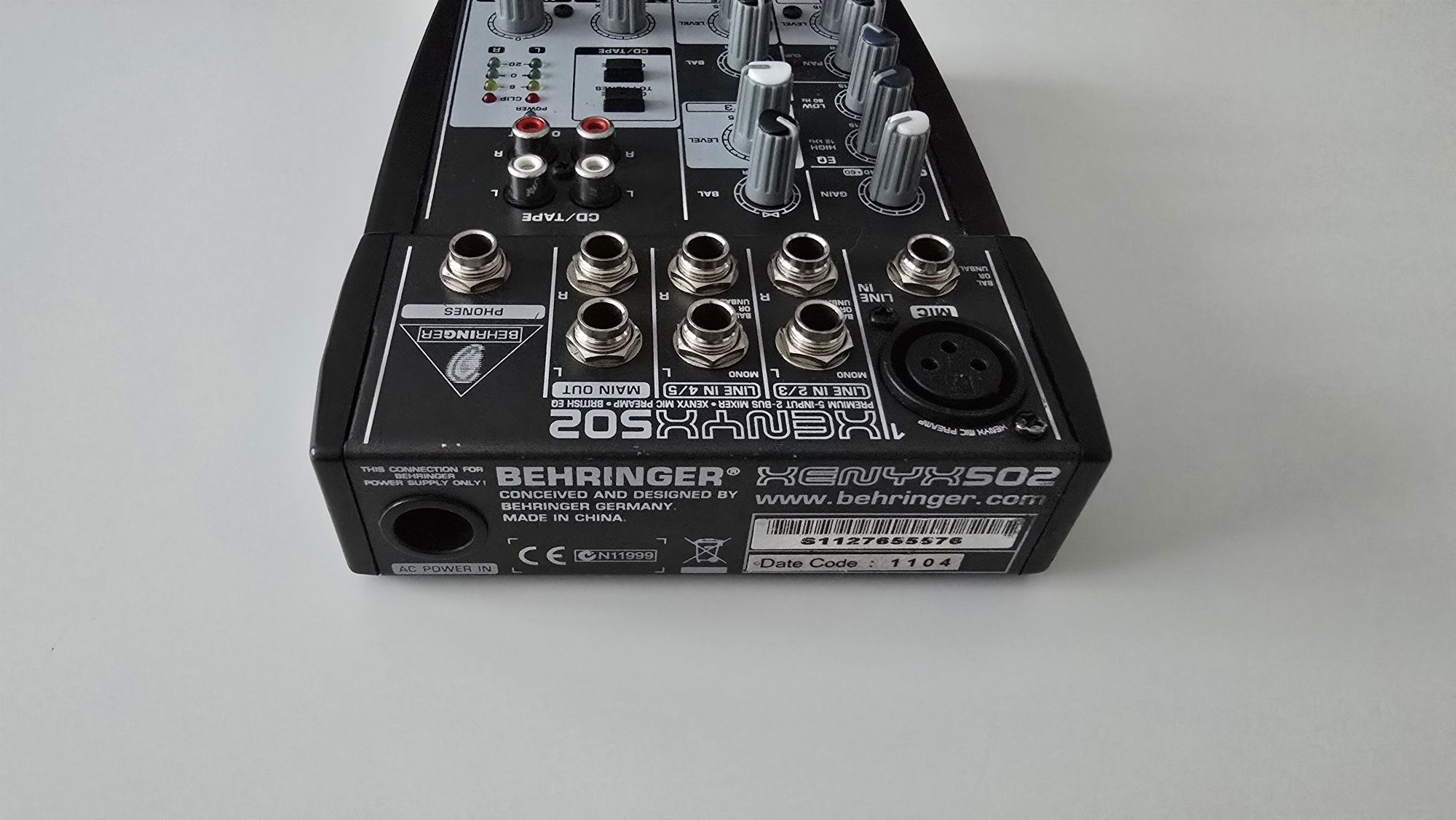 Mixer Behringer Xenyx 502