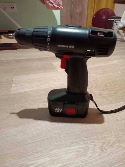 Bormașină acumulator 12V