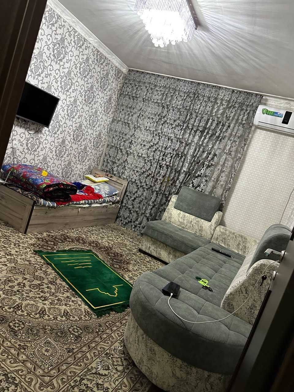 Продам Свою квартиру янгихаетский р-н 2/7/7