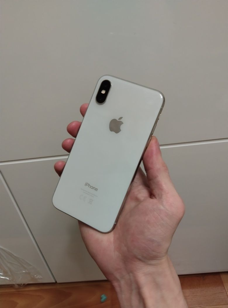 Iphone X 64GB в отличном состоянии