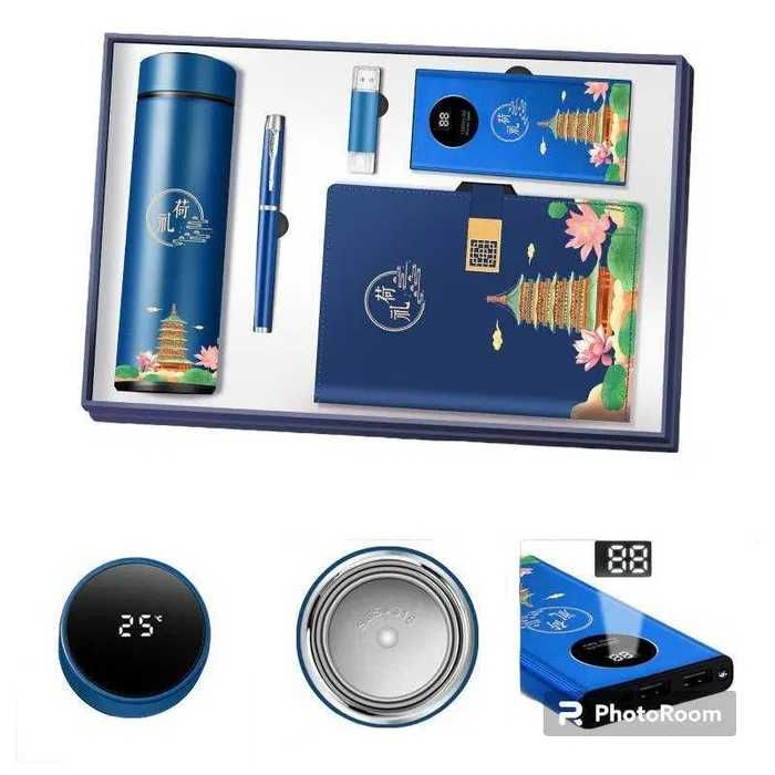 Подарочный набор power bank 10 000 mAh флешка термос блокнот Зарядкой