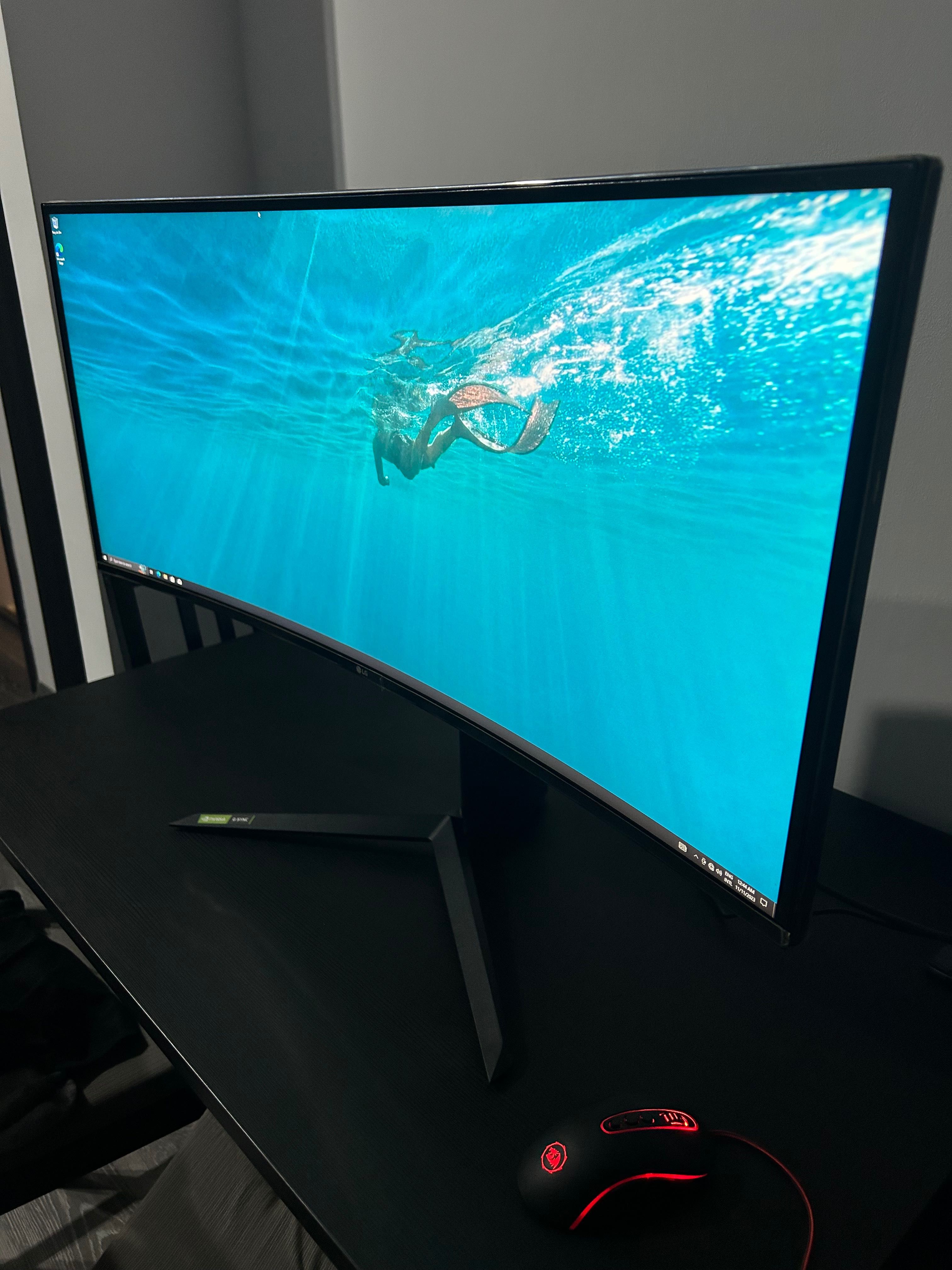 Monitor gaming Lg ultra gear curved 34” ultra wide