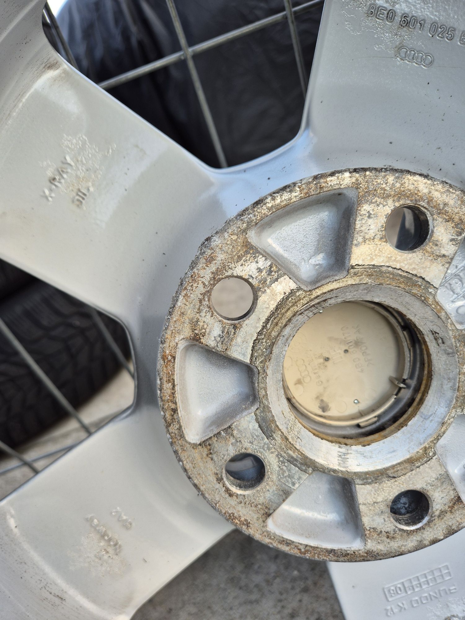 Джанти Audi 16 цола , 5х112 , 7j , et42 , 205/55/16 Vw , Seat  Skoda