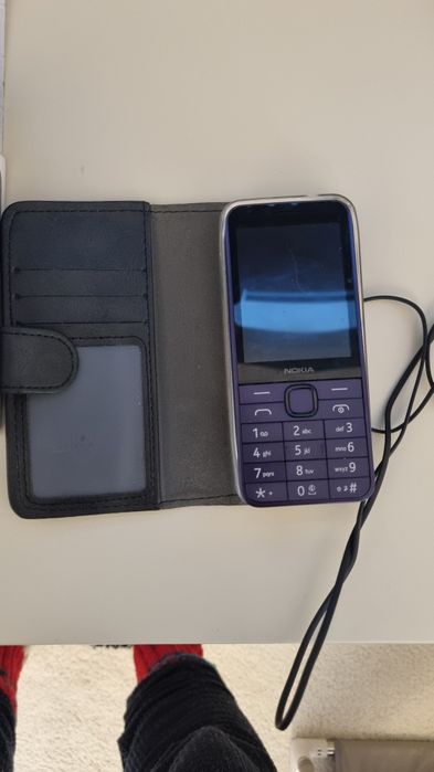 Nokia 225 4g si nokia 2660 flip