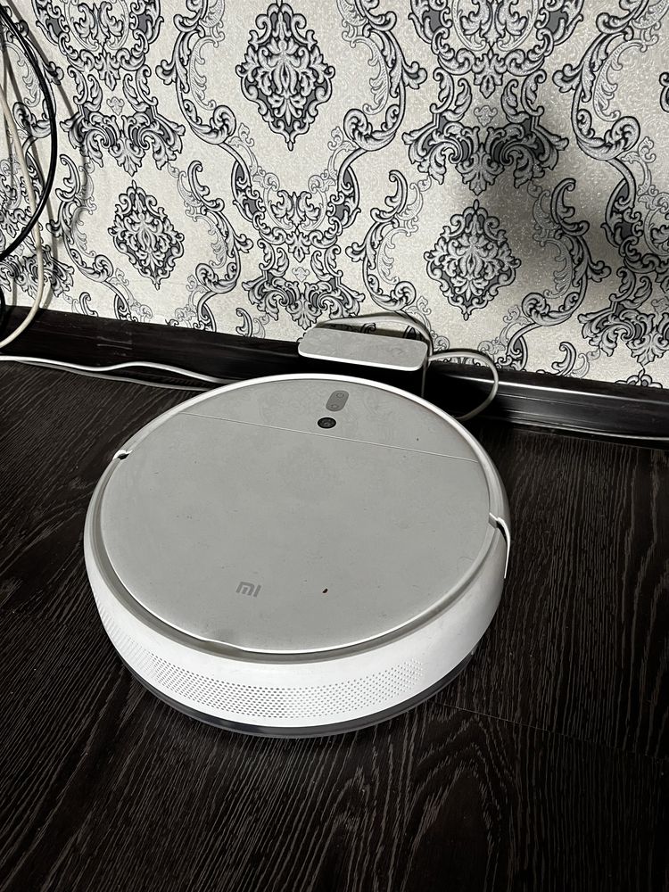 Робот-пылесос Xiaomi Mi Vacuum Mop