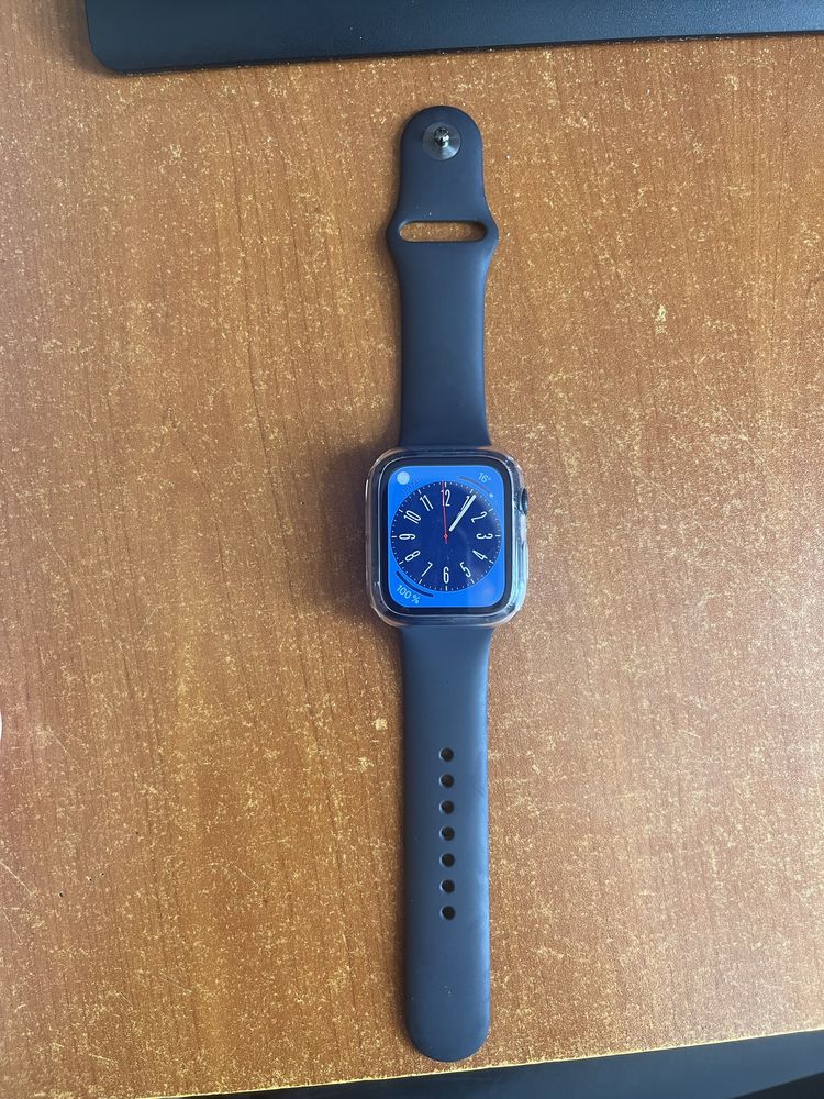 Продаю Apple Watch