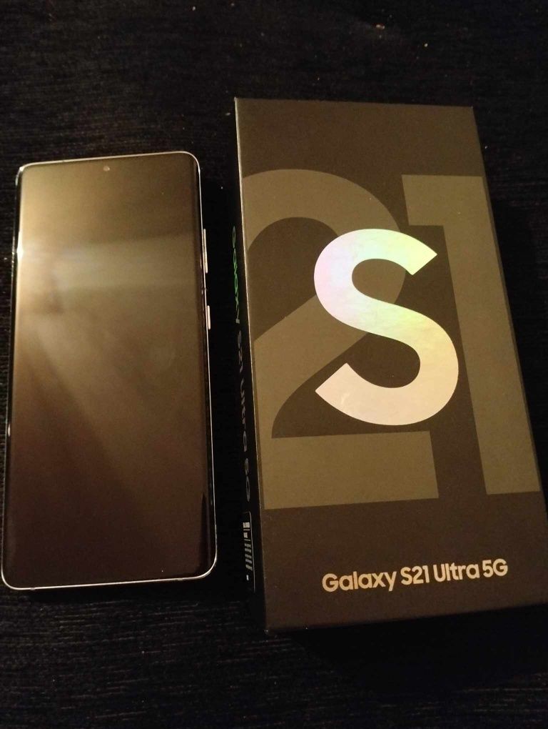 Samsung Galaxy S21Ultra 5G in stare noua