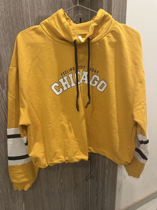 Суитшър с връзки без качулка