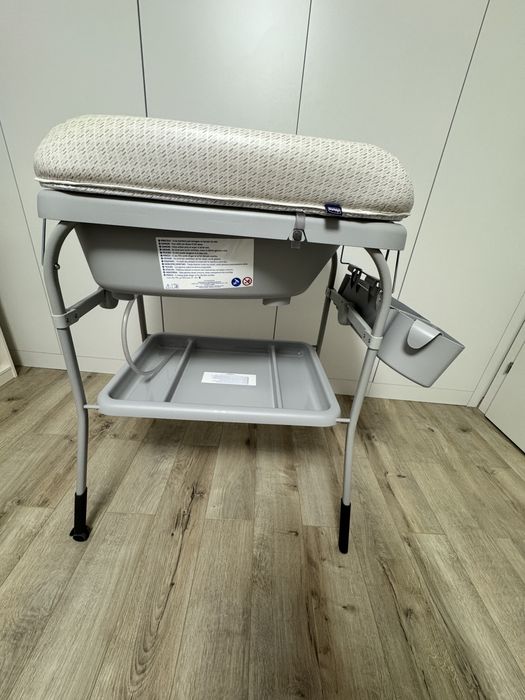 Masă de înfășat cu cădiță - Chicco