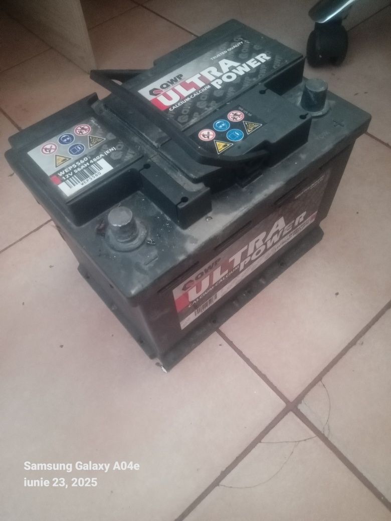 Baterie auto 12v 65Ah