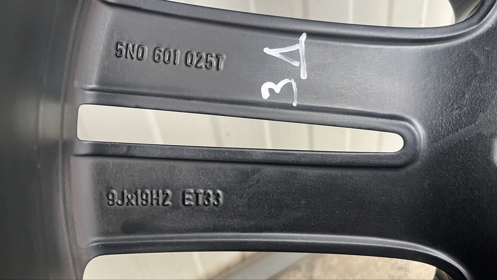 ДЖАНТИ  VW  5x112 /19  ет 33  9J
