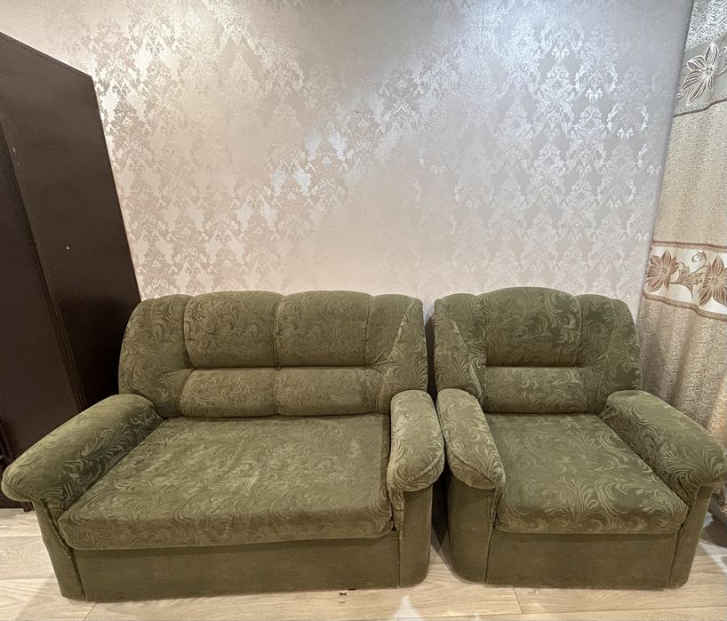 Продам диван и кресло в отличном состоянии