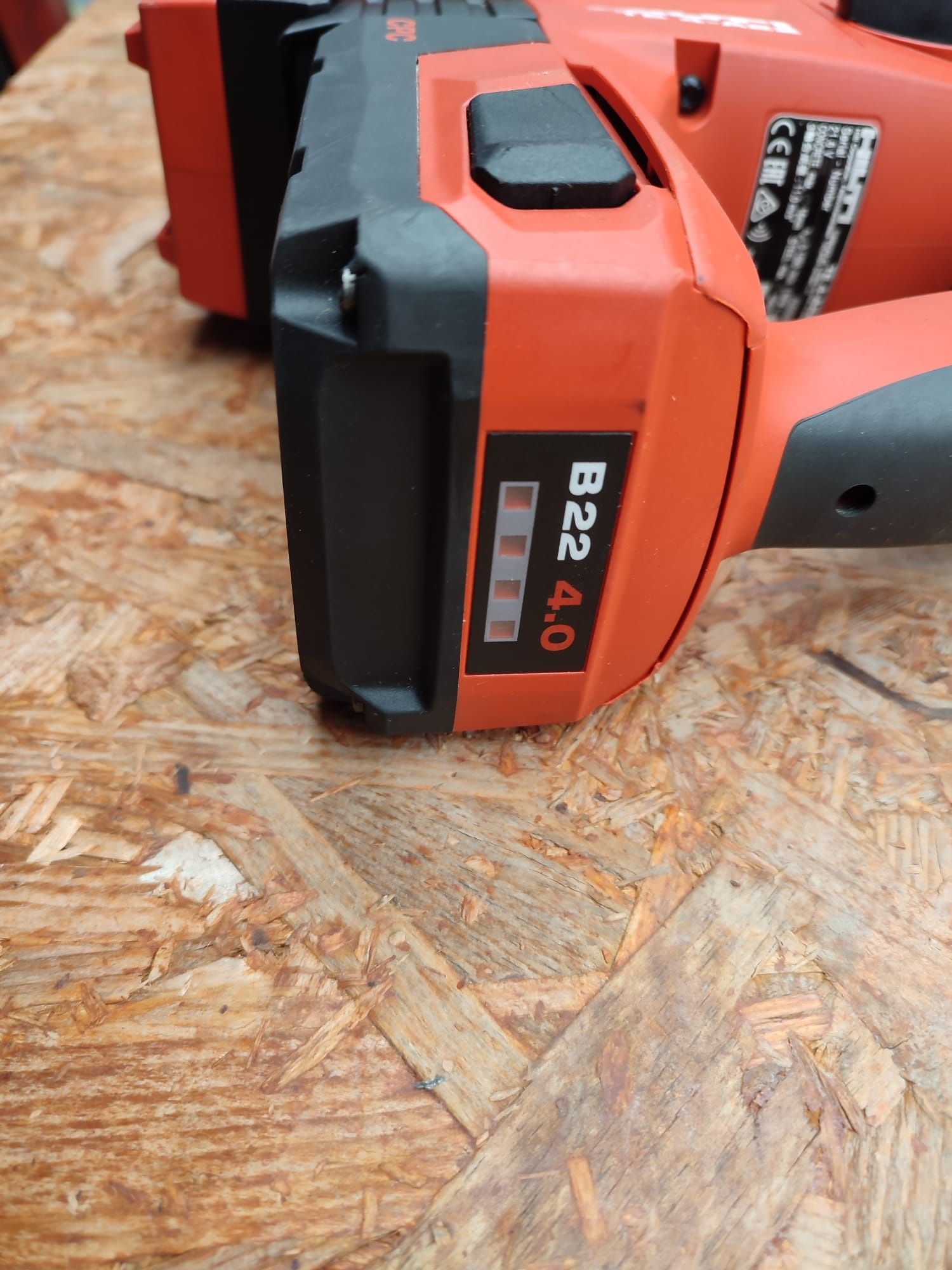 Hilti rotopercutor pe acumulatori