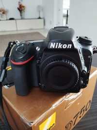 Vand  Nikon D750