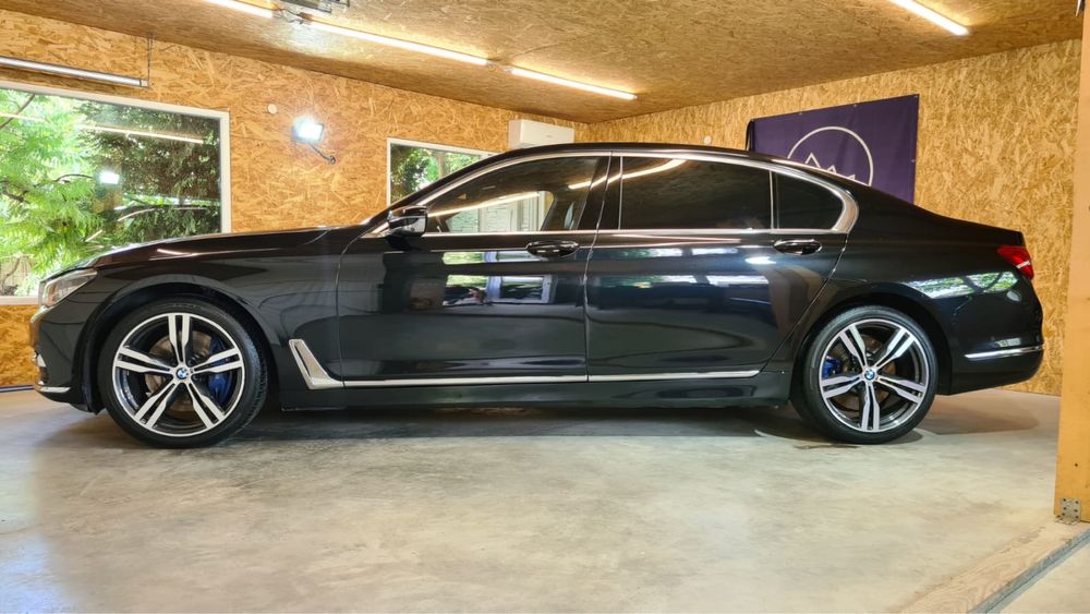 Bmw 750 xd in state foarte buna. Masina personala,al doilea propietar