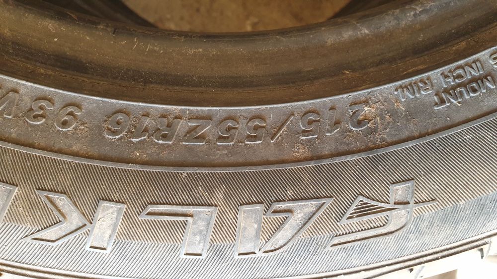 Гуми 215 55 16 фалкен