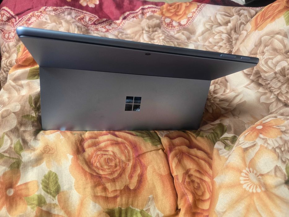 Microsoft surface pro 9