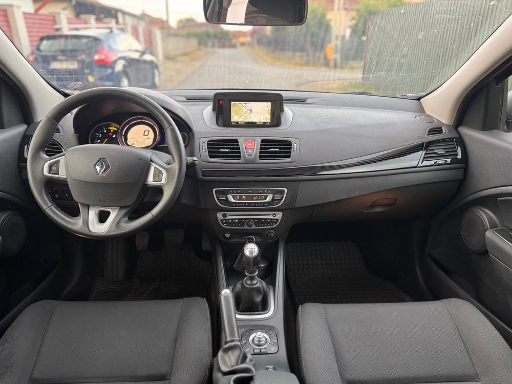 Renault megane 1.5dci 2012 euro5 navigatie senzori parcare