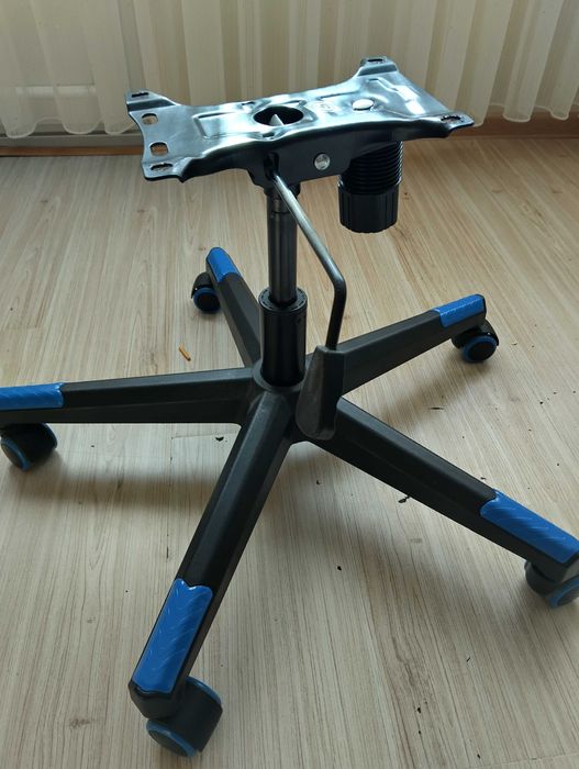 Стойка за офис стол