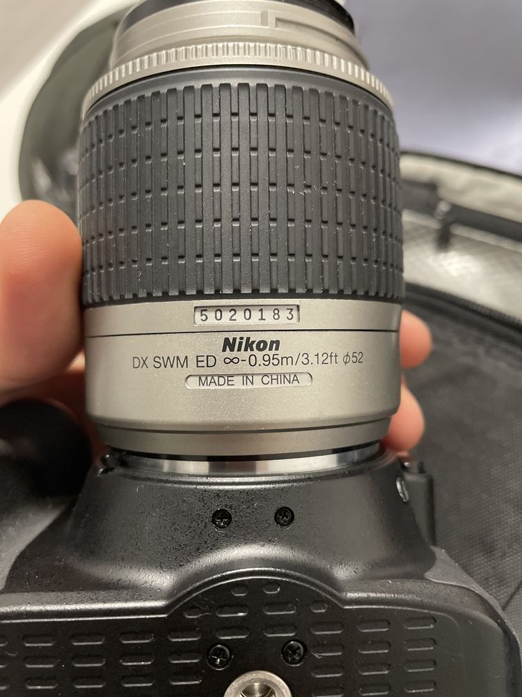 Nikon d5300 fără încărcător