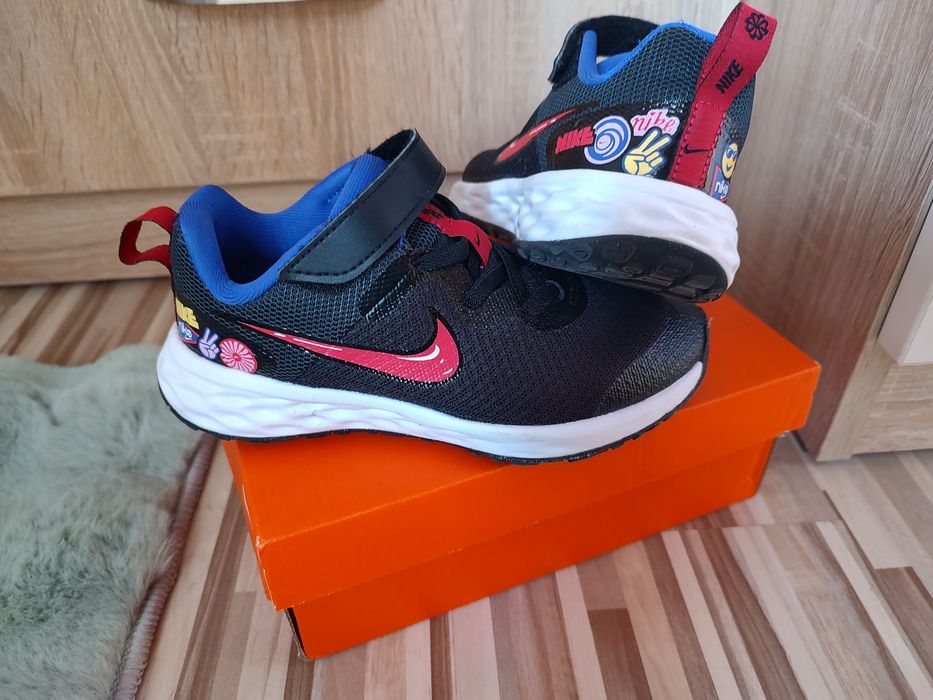 Детски маратонки NIKE